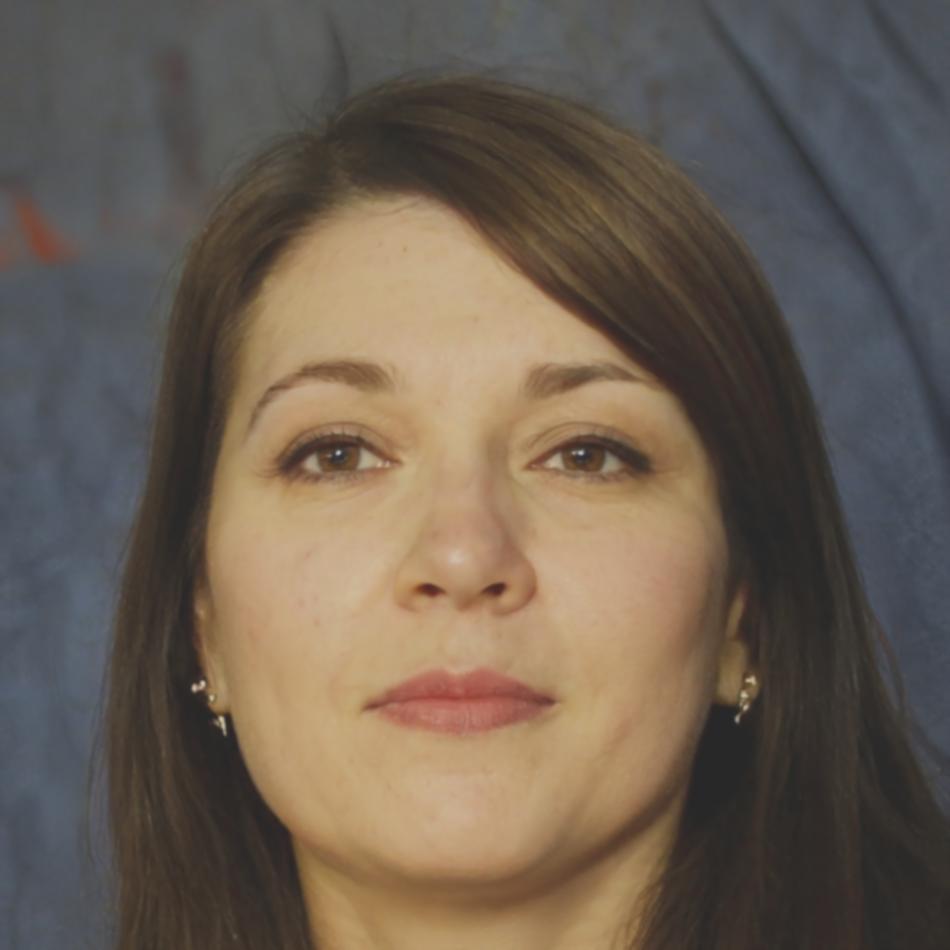 Laura Santos, consultora